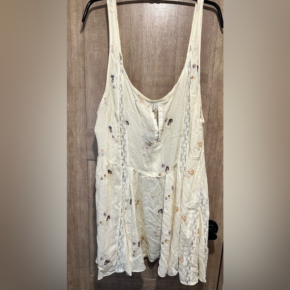 NWT Free People Give A Little Mini Slip Dress With Lace Inserts in Ditsy Print - Picture 4 of 6